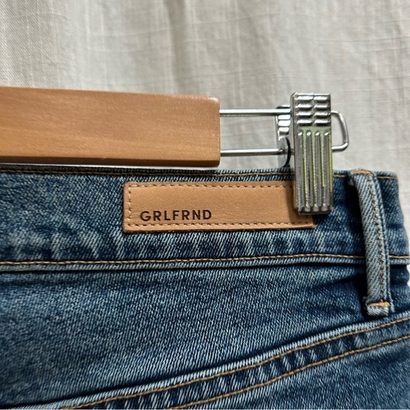 GRLFRND Helena button Fly High rise raw hem jeans size 27 - Picture 5 of 9